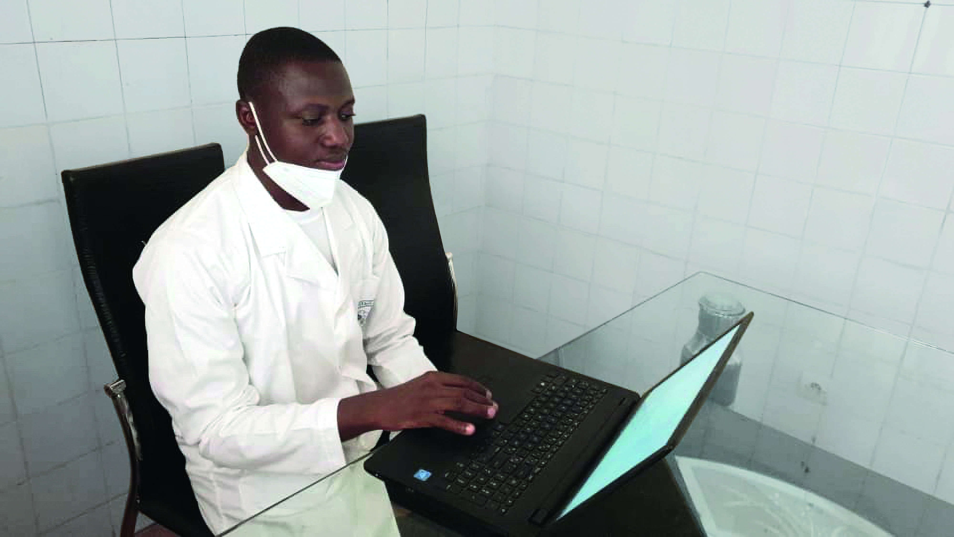 Обучение на здравни специалисти в Африка