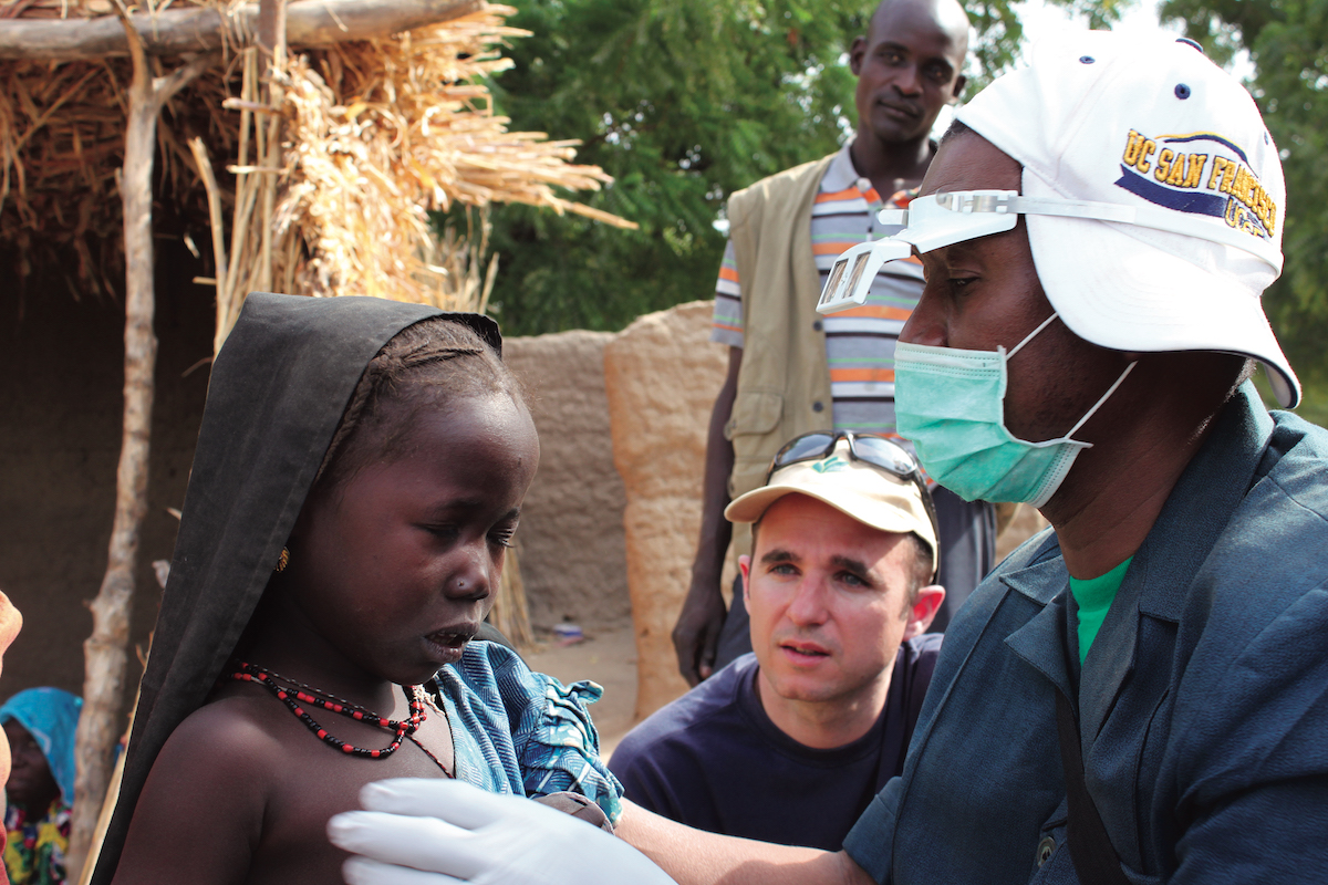 Тhéa и споделянето на офталмологични знания